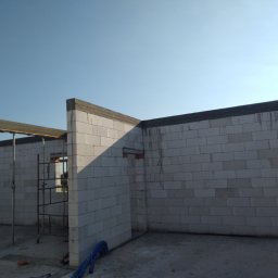 Usługi budowlane - Solidna Budowa Konstrukcji Żelbetowych Inowrocław