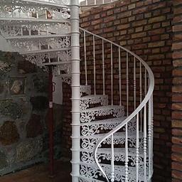 schody stalowe, schody w stylu prowansalskim, www.vizia.pl