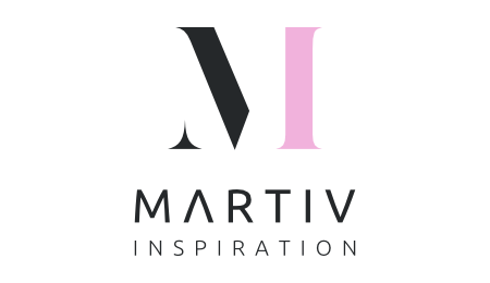 Logo firmy Martiv Inspiration z czarno-różowym symbolem graficznym nad napisem.