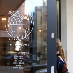 Projekt identyfikacji wizualnej dla wrocławskiej kawiarni SOUL IN THE BOWL