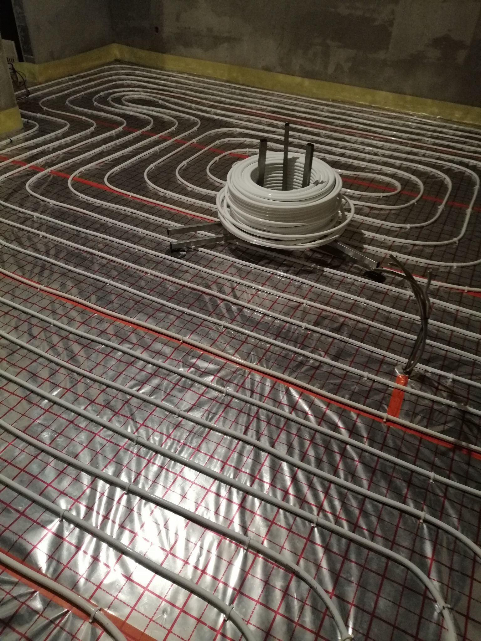 Przykładowa realizacja ogrzewania podłogowego.