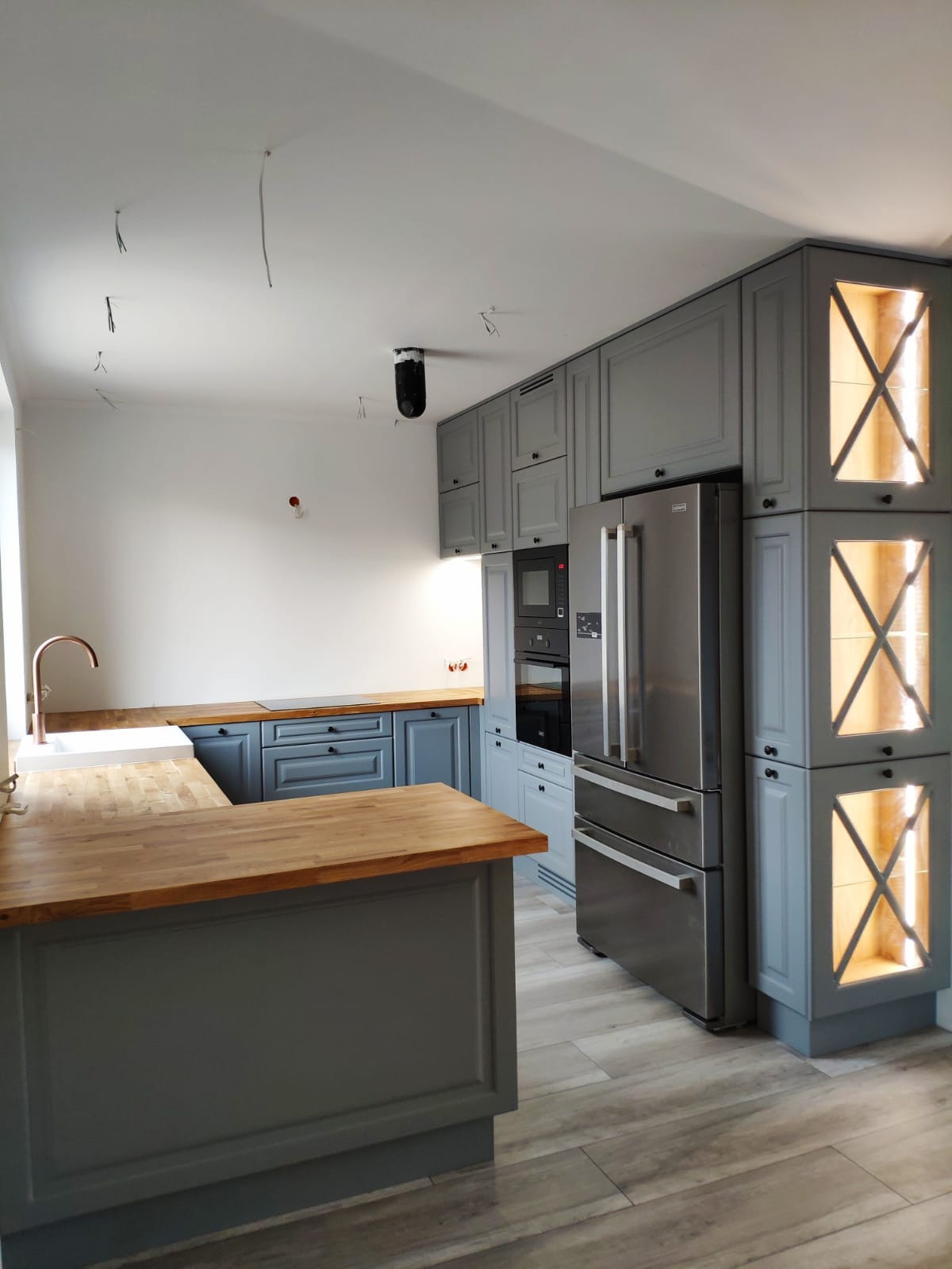 Stawiamy na wysoką jakość materiałów, precyzję oraz spełnienie oczekiwań klienta.