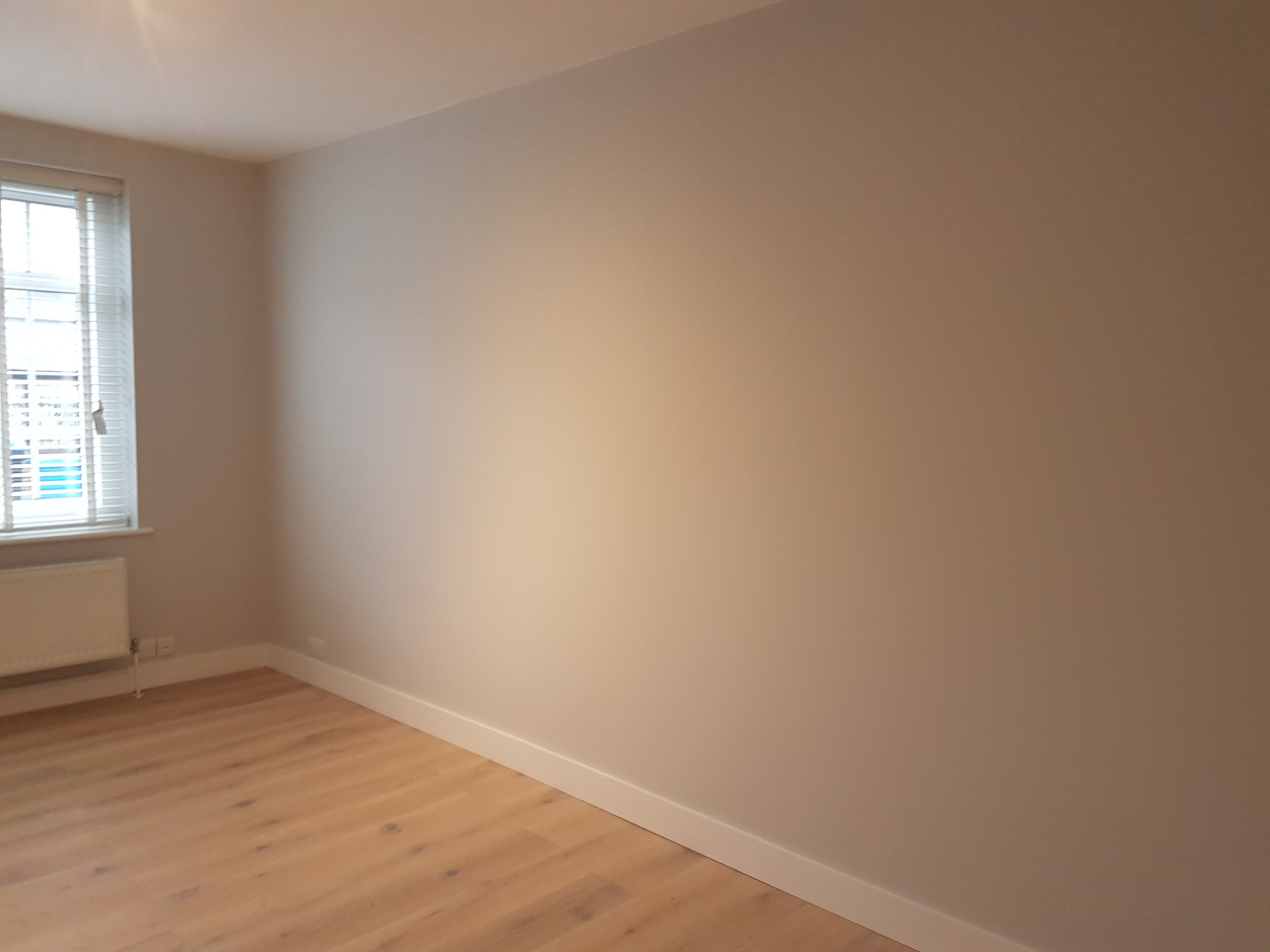 Podłogi i ściany wykończenie pomieszczenia