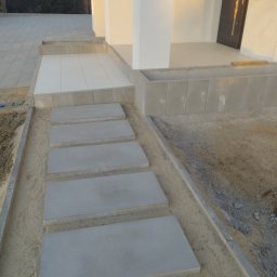 PBB DARKBRUK - Przed domem Kalisz