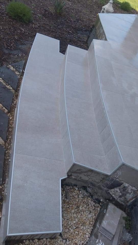 Schody po łuku,tarasy