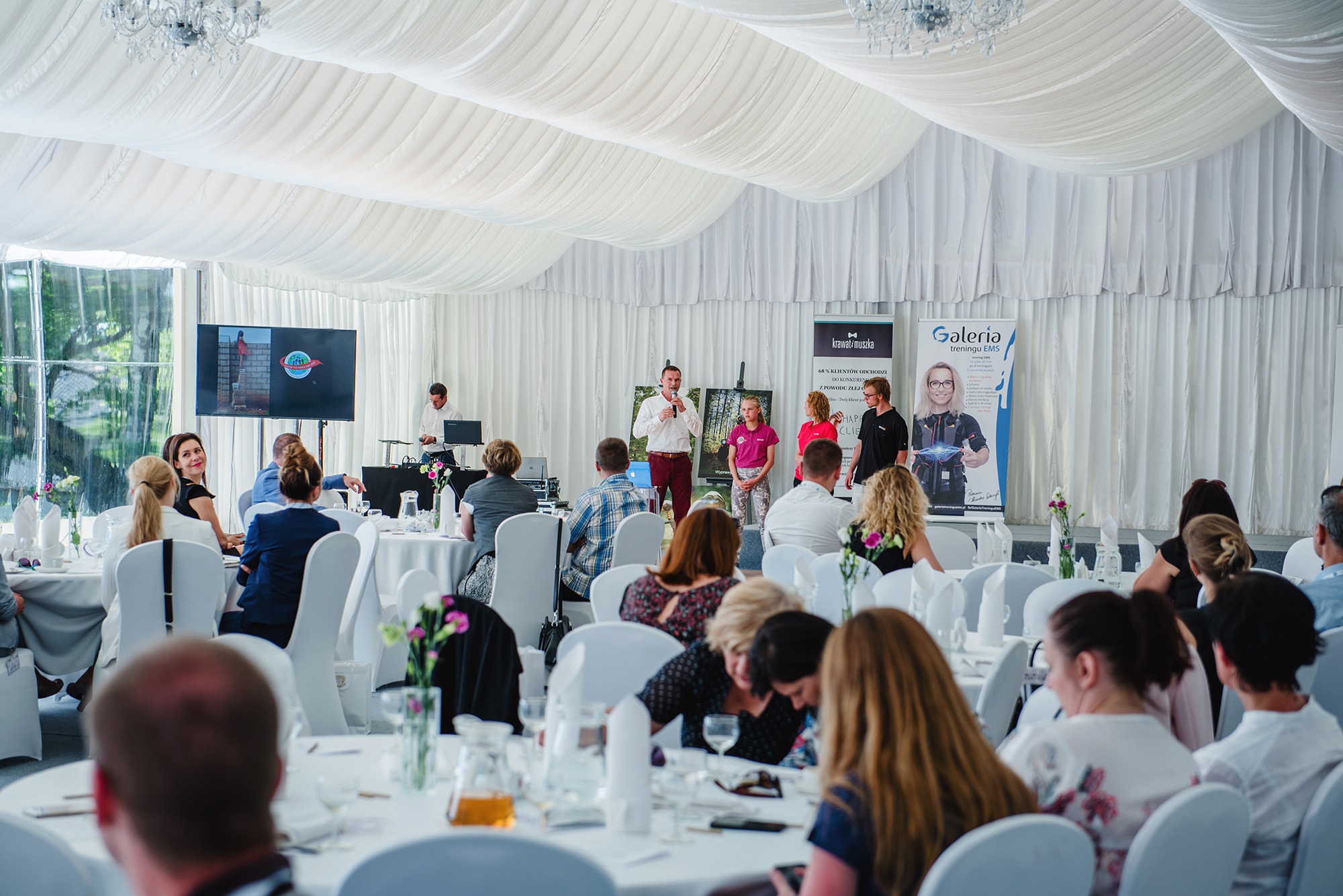 zdjęcie na zlecenie Hotel Pałac Czarny Las