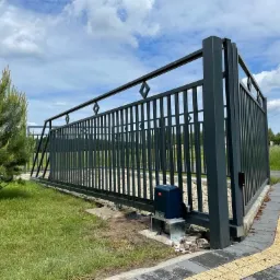 Napęd bramy przesuwnej BFT Deimos