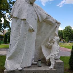 Pomnik Jana Pawła ll w Kraśniku
