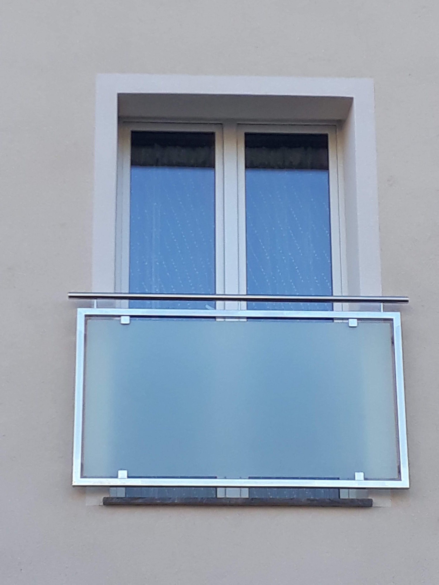 Francuz poręcz poler fi40 konstrukcja 40x40 poler szyba 4x4x1 mleczna