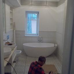 Kompleks Nieruchomości - Sufit Napinany w Łazience Szczecin