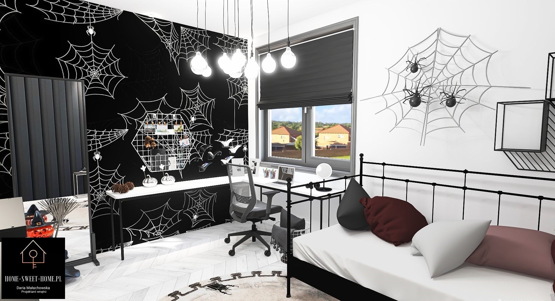 Pokój młodzieżowy w stylu Halloween: czarno-białe ściany z motywem pajęczyn, biurko z laptopem przy oknie, metalowe łóżko z poduszkami i dekoracje tematyczne.