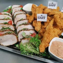 Restauracja Potłuczone Gary - Kieszonki schabowe z pastą pieczarkową Kurczak w panko , zimne sosy