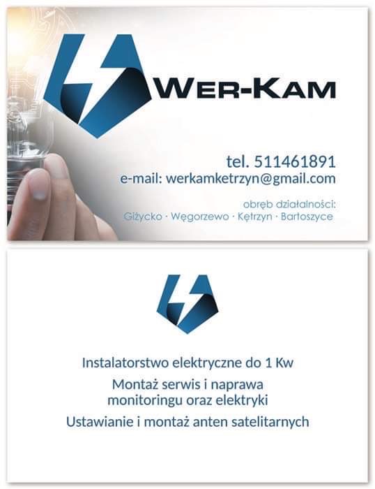 Wizytówka firmy WER-KAM oferującej instalatorstwo elektryczne do 1kW, montaż, serwis i naprawę monitoringu i elektryki oraz ustawianie i montaż anten satelitarnych. W tle dłoń trzyma żarówkę.