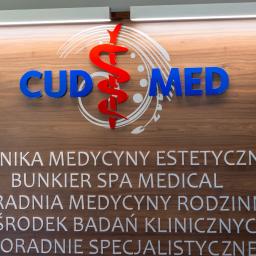 Manicure i pedicure Ostrowiec Świętokrzyski 3