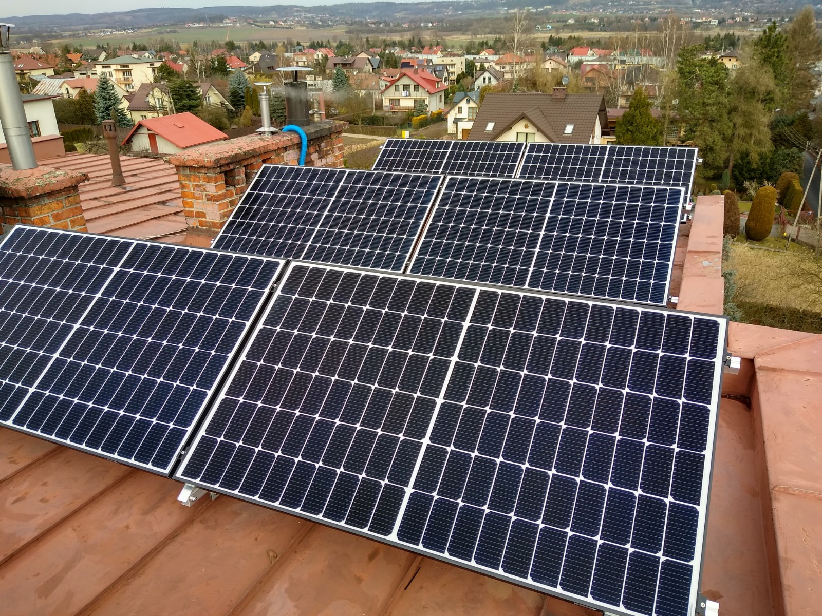 Zabierzów 4,9 kWp Panele: Q-Cells 350Wp Falownik: Fronius 6.0-3-M