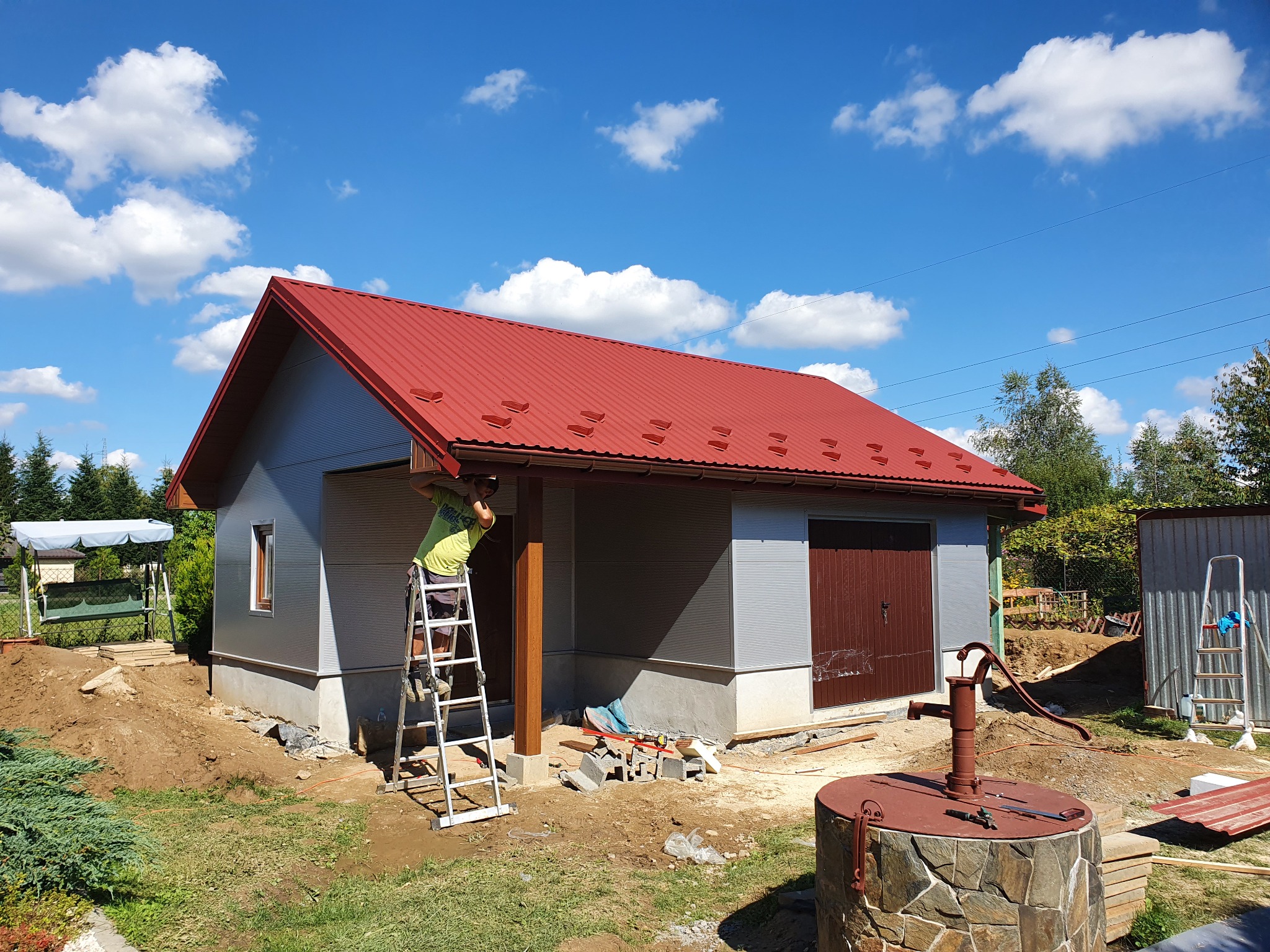 Garaz z płyty warstwowej