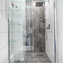 Misja Apartamenty - prysznic zainstalowany przez naszą ekipę remontową