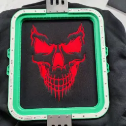 SKULL, na plecach bluzy. Projekt Pan Andrzej Śniadek #haft