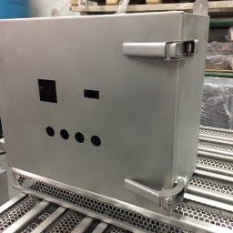 szafki elektryczne z stali nierdzewnej