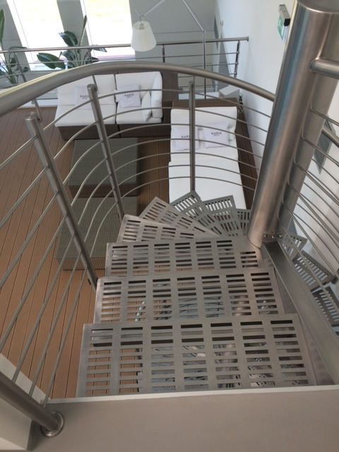 Schody stal nierdzewna