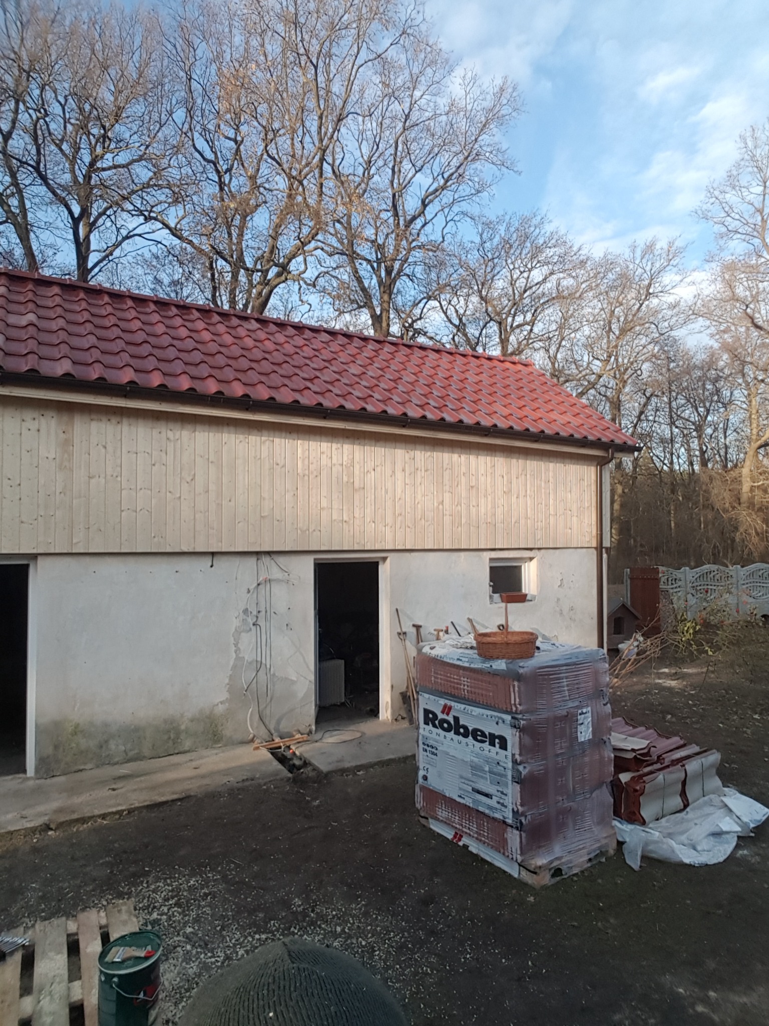 Wszystkie budynki jak i również pod fotowoltaike