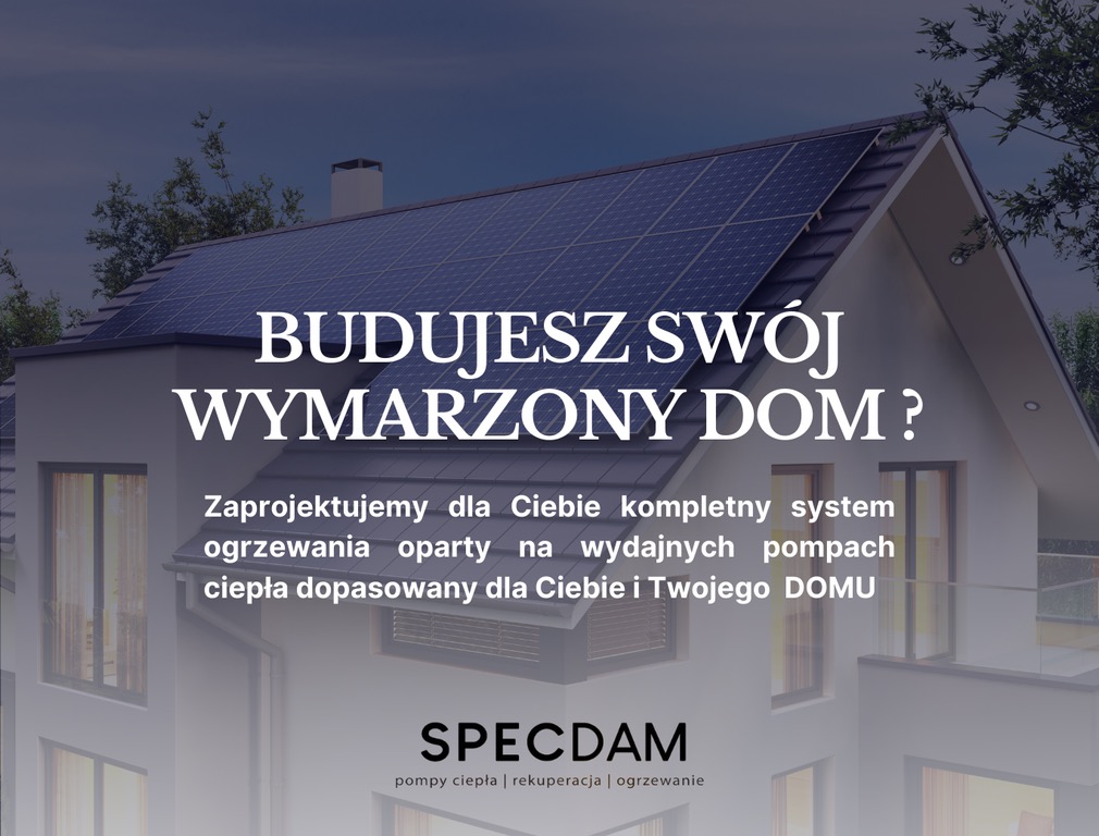 Wizualizacja domu jednorodzinnego z panelami słonecznymi na dachu i hasłem reklamowym o projektowaniu systemów ogrzewania opartych na pompach ciepła.