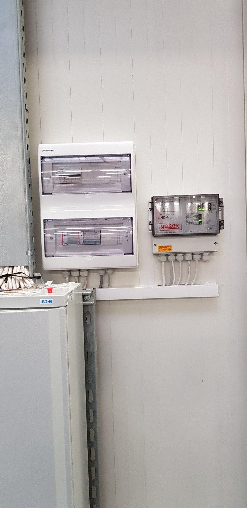 Instalacja detekcji gazu 'Gazex' wraz z automatycznym systemem wyciągu gazu z pomieszczenia