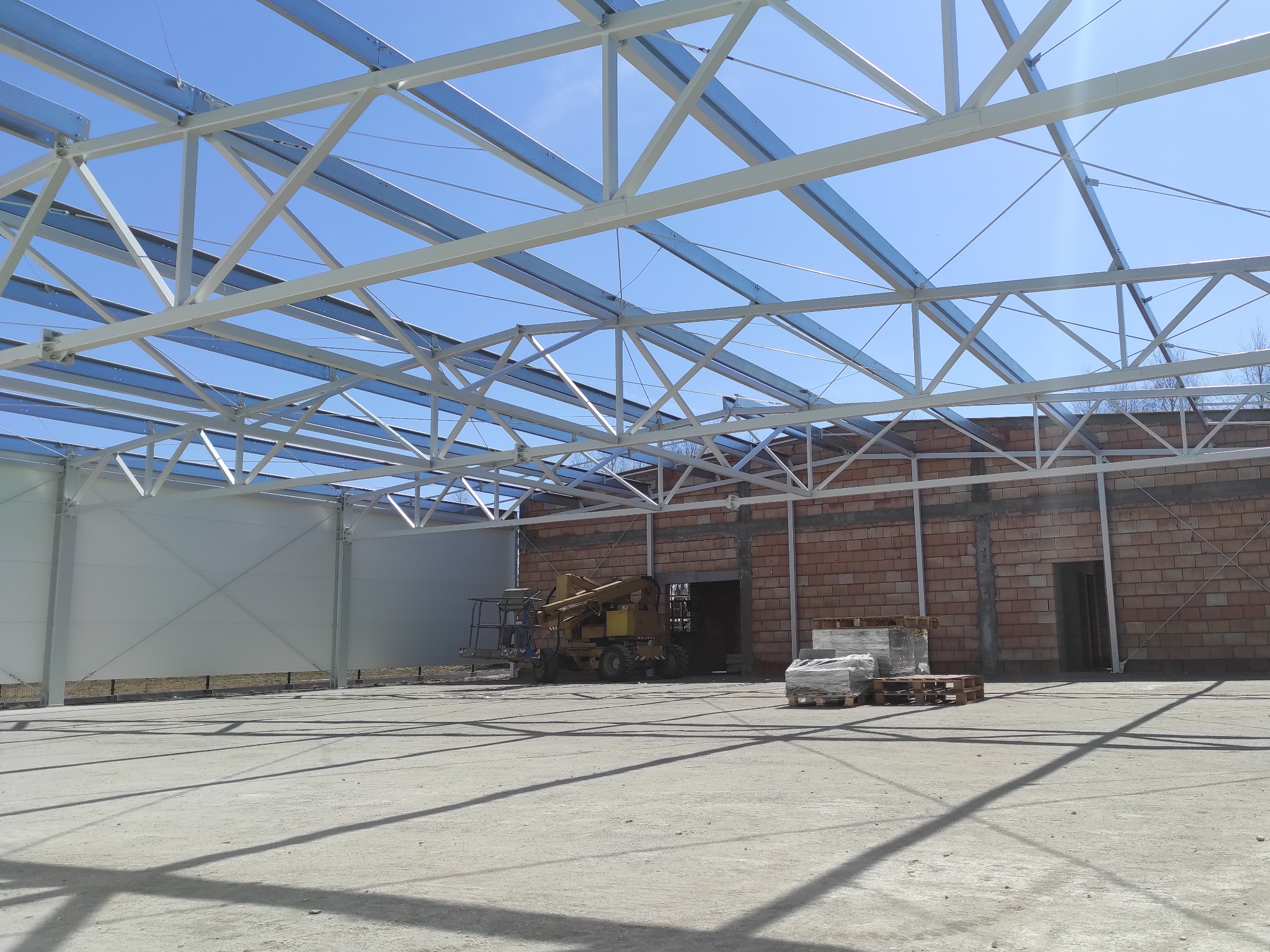 Budowa hali stalowej w Bolesławiu