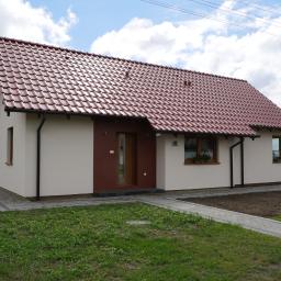 Dom jednorodzinny w miejscowości Nowa Wieś gm. Wronki. Kompleksowy projekt: Buwoz S.C.