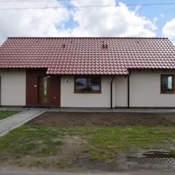 Dom jednorodzinny w miejscowości Nowa Wieś gm. Wronki. Kompleksowy projekt: Buwoz S.C.