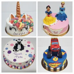 Kolaż czterech tortów urodzinowych: tort jednorożec z kolorowymi rozetkami i złotym rogiem, tort z figurkami Śnieżki i Kopciuszka, tort z lemurem siedzącym na wierzchu i tort z czerwonym samochodem...