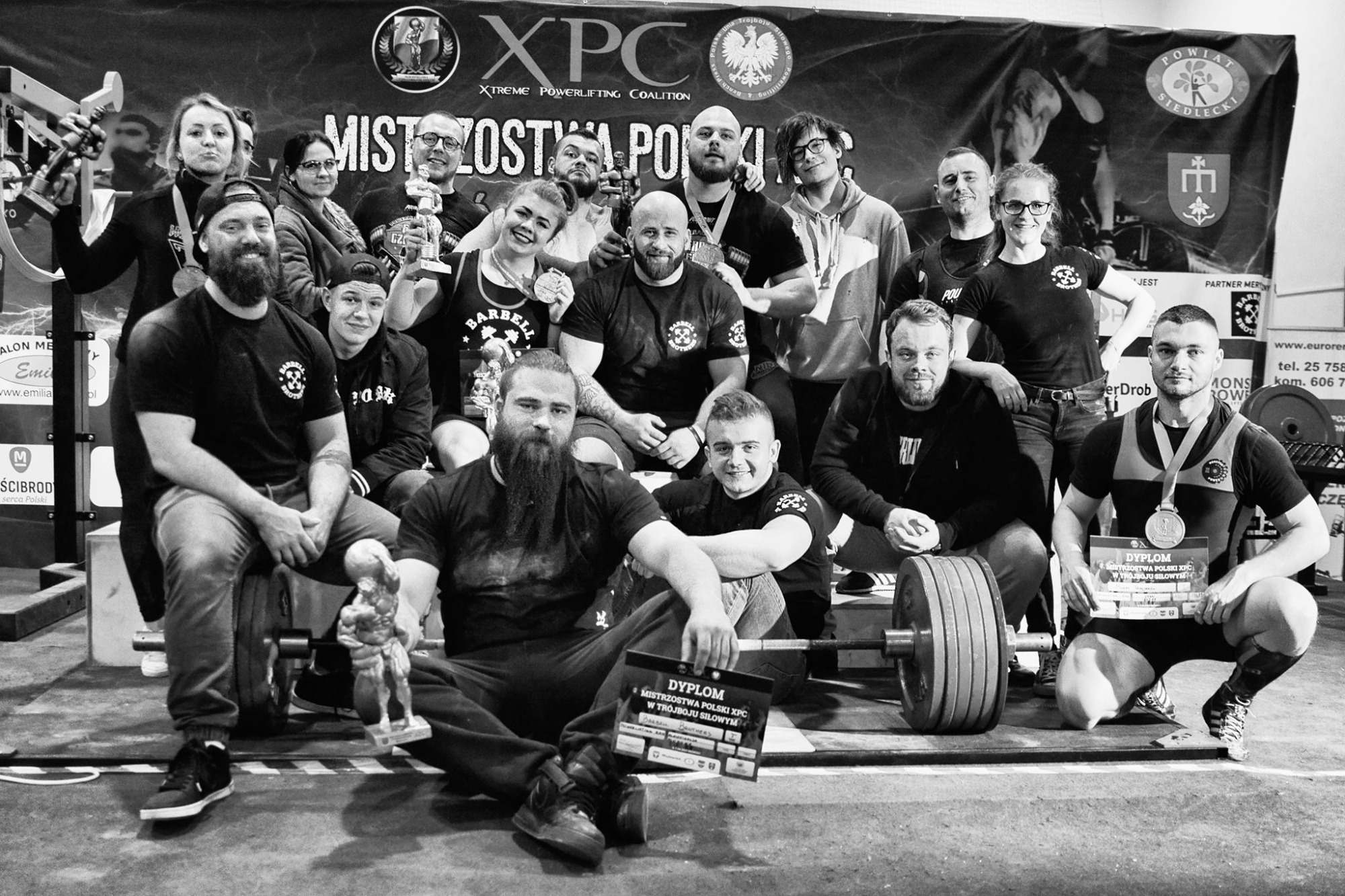 Mistrzostwa Polski (złoto indywidualne i drużynowe)