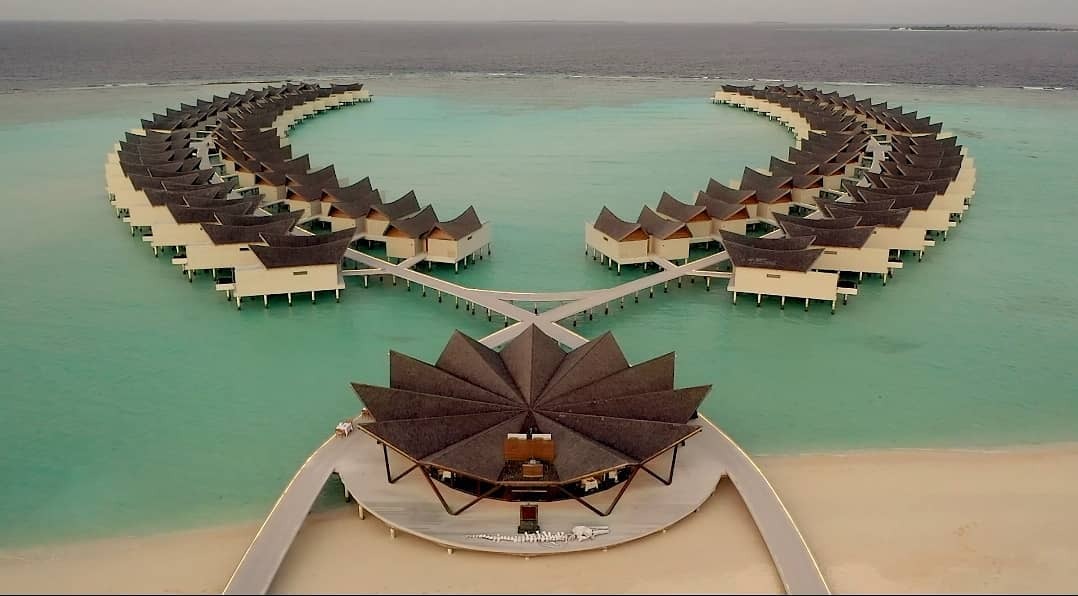 Montaże instalacji klimatyzacyjnych dla potrzeb całego resortu turystycznego.