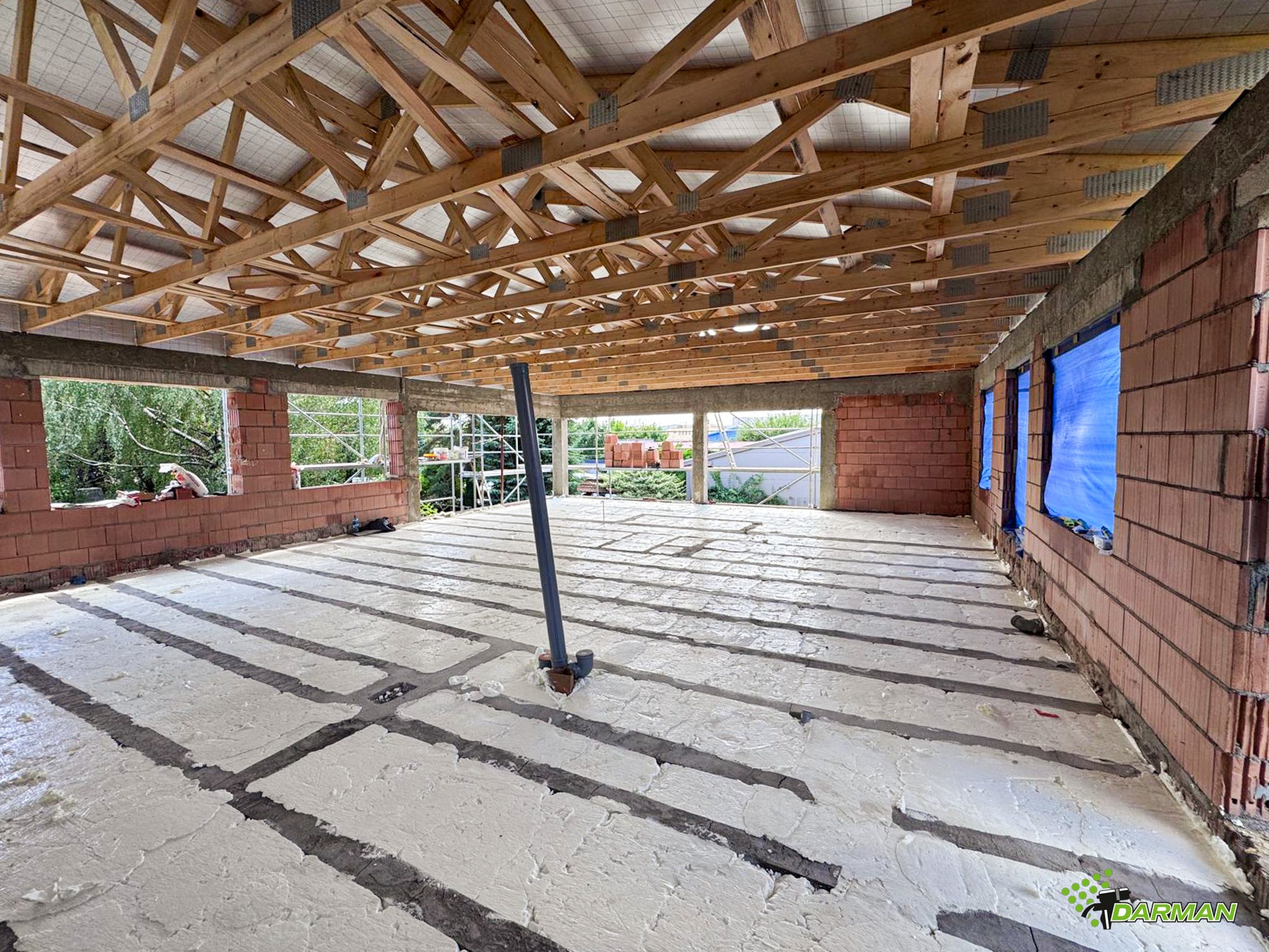 Izolacja natryskowa podłogi