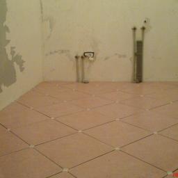 Układamy płytki, terakotę, Gres i inne..