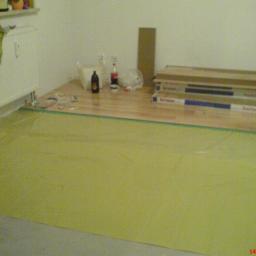 Układamy panele, gres, posadzki...