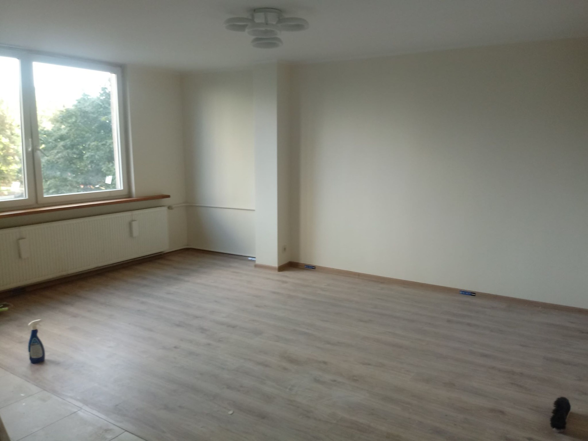 Malujemy, układamy, wykańczamy ....