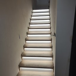 Układanie paneli Dobroszyce 1