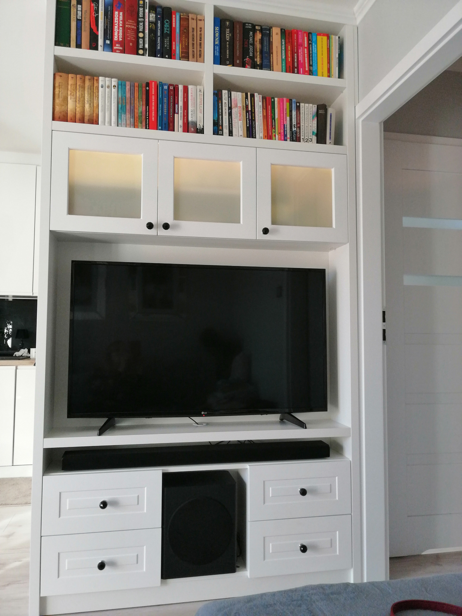 Klasyczny przykład klasycznego regału.