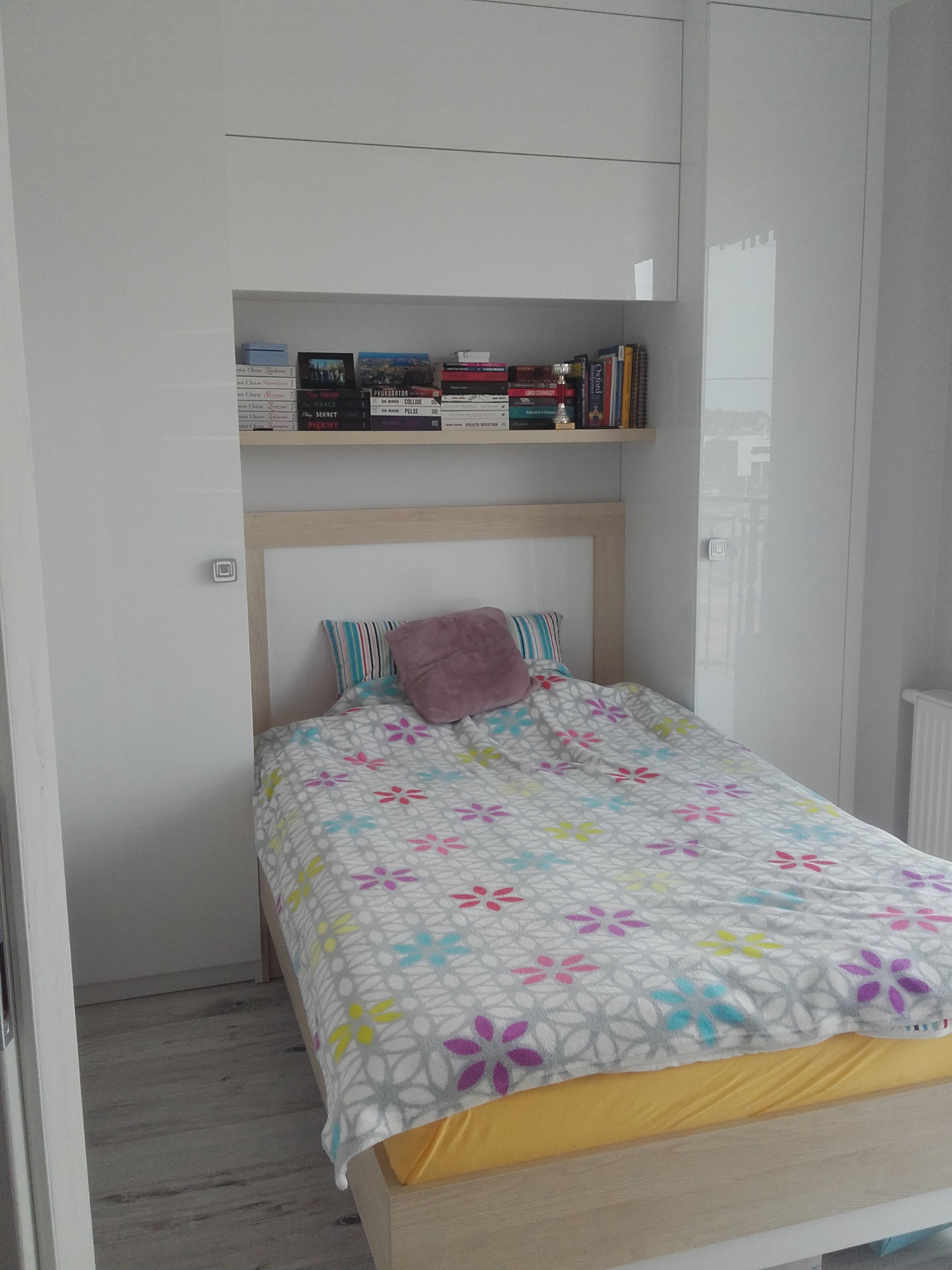 Dla zapalonych fanów czytania przed snem.