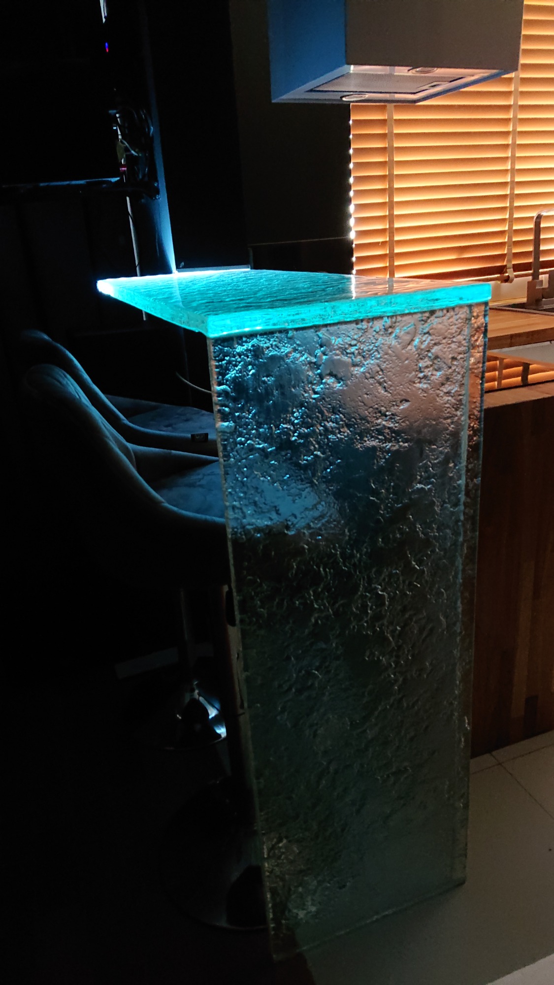 Podświetlany szklany blat