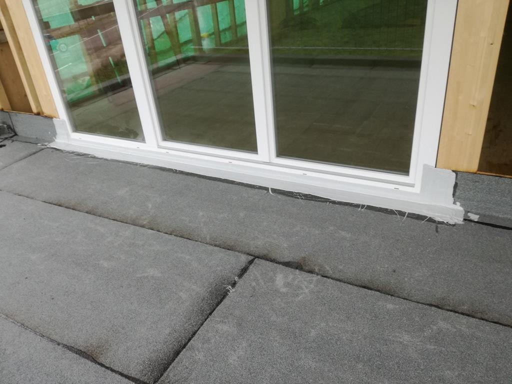 Uszczelnienie okna z żywicy PMMA