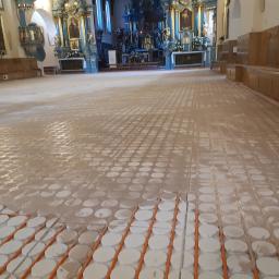 Ogrzewanie podłogowe VarioKomp w kościele