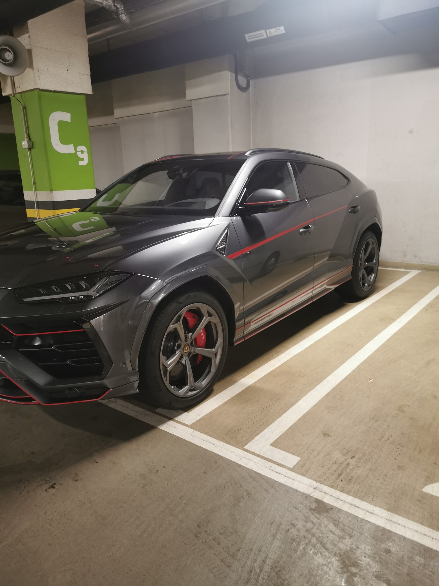 Pranie i czyszczenie tapicerki Nakładanie zabezpieczenia na lakier :)