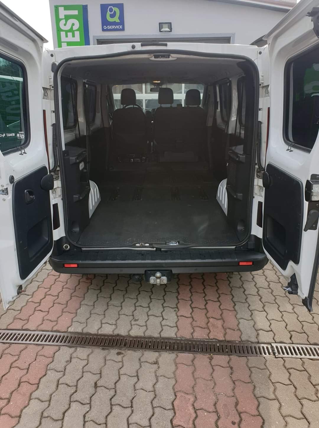 wynajem samochodów do transportu