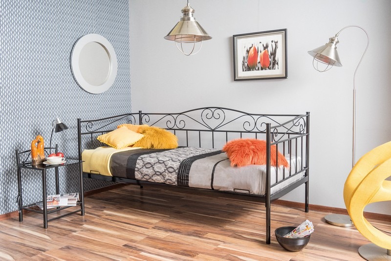 Nowoczesne łóżka metalowe jednoosobowe
