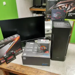 Kolejny zestaw komputerowy pod zamówienie