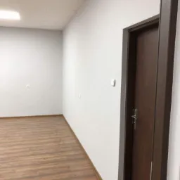 Gipsowanie ścian malowanie kładzenie paneli listwy przypodłogowe