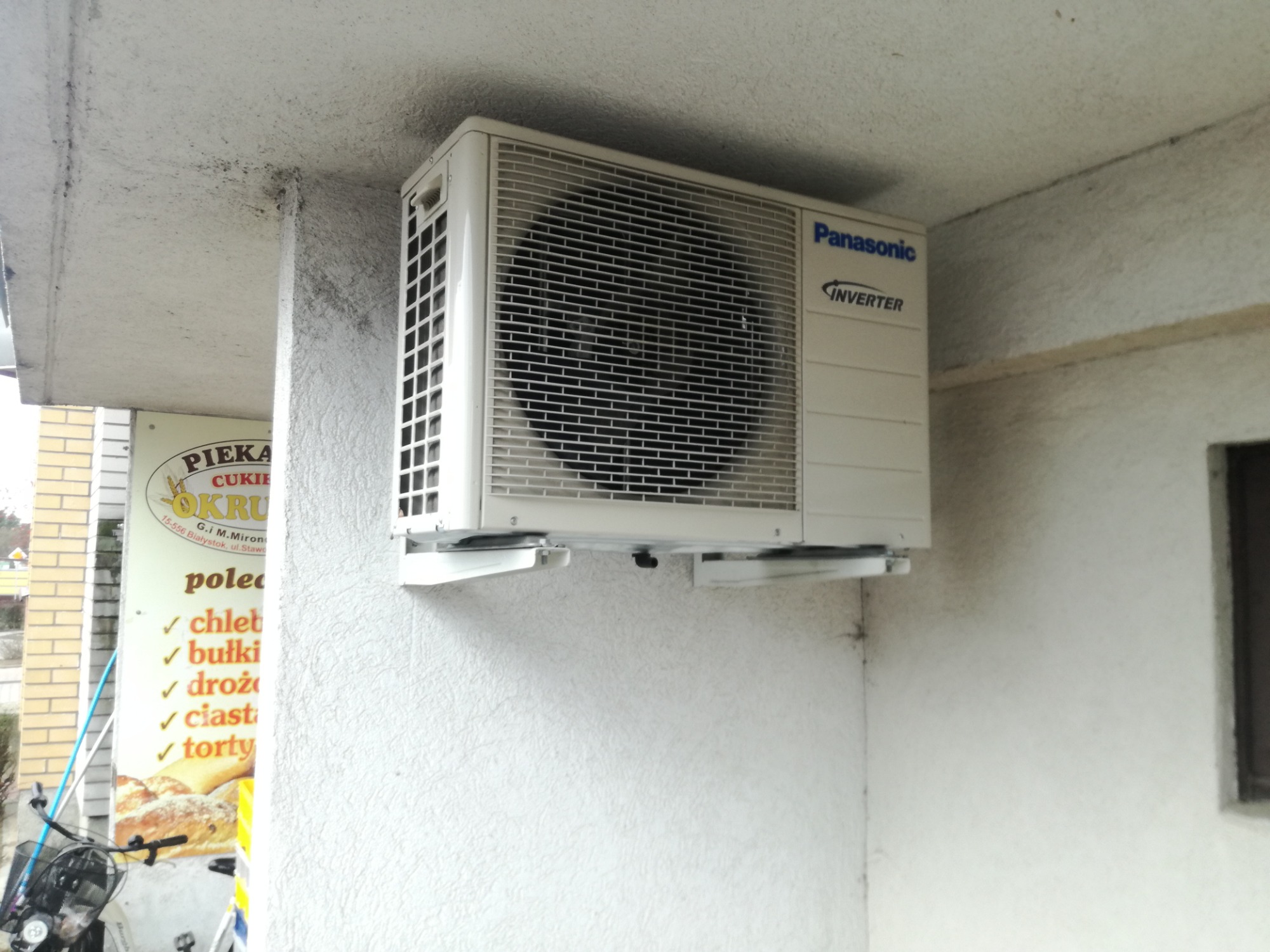 Dzień dobry, oferuję nowy klimatyzator z montażem. Wiecej szczegółów prywatnie.