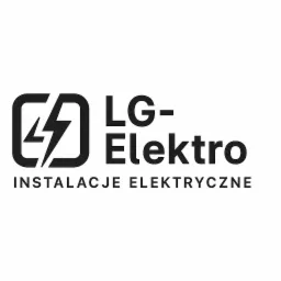 Czarno-białe logo firmy LG-Elektro z symbolem błyskawicy w kwadracie i napisem 'INSTALACJE ELEKTRYCZNE' poniżej, na białym tle.